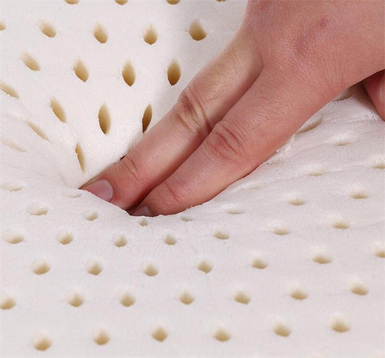 客户对此极其不满意