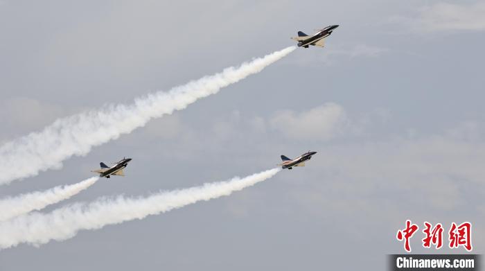 山西大同华舰杯全球航模盛典：国内外高手同台