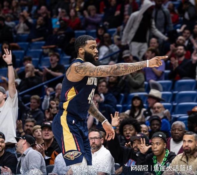 快船爆冷惨败鹈鹕 伦纳德复出难救颓势