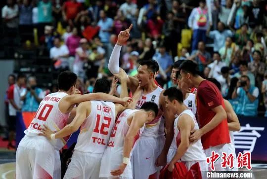 易建联退役引中国男篮领袖真空