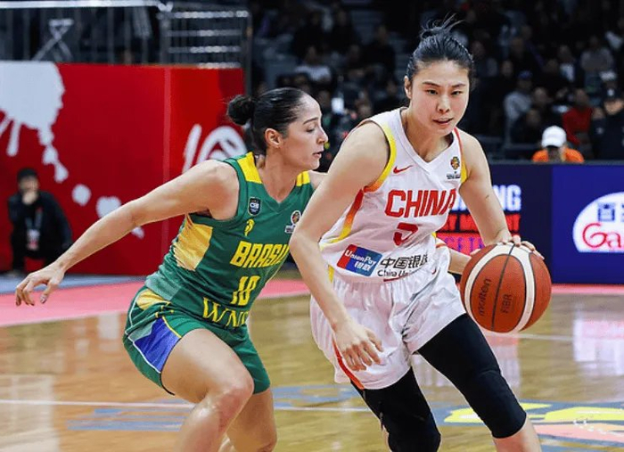 李月汝坦言状态低迷需战术调整 王思雨担责呼吁