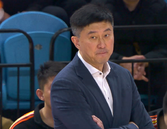 广东队三战上海难求一胜 内线短板暴露争冠前景