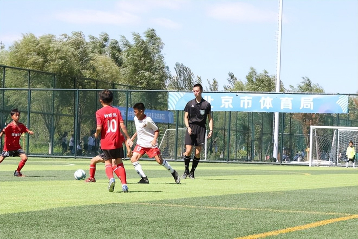 U10球队互射本方球门遭禁赛 教练被禁足一年