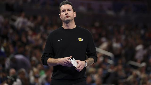 湖人里夫斯核磁共振扫错引争议 伤病潮冲击季后