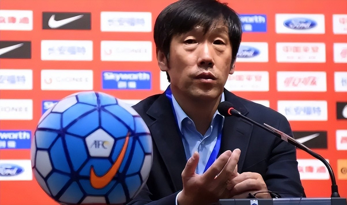 重庆铜梁龙两连胜登积分榜第二，刘建业执教能